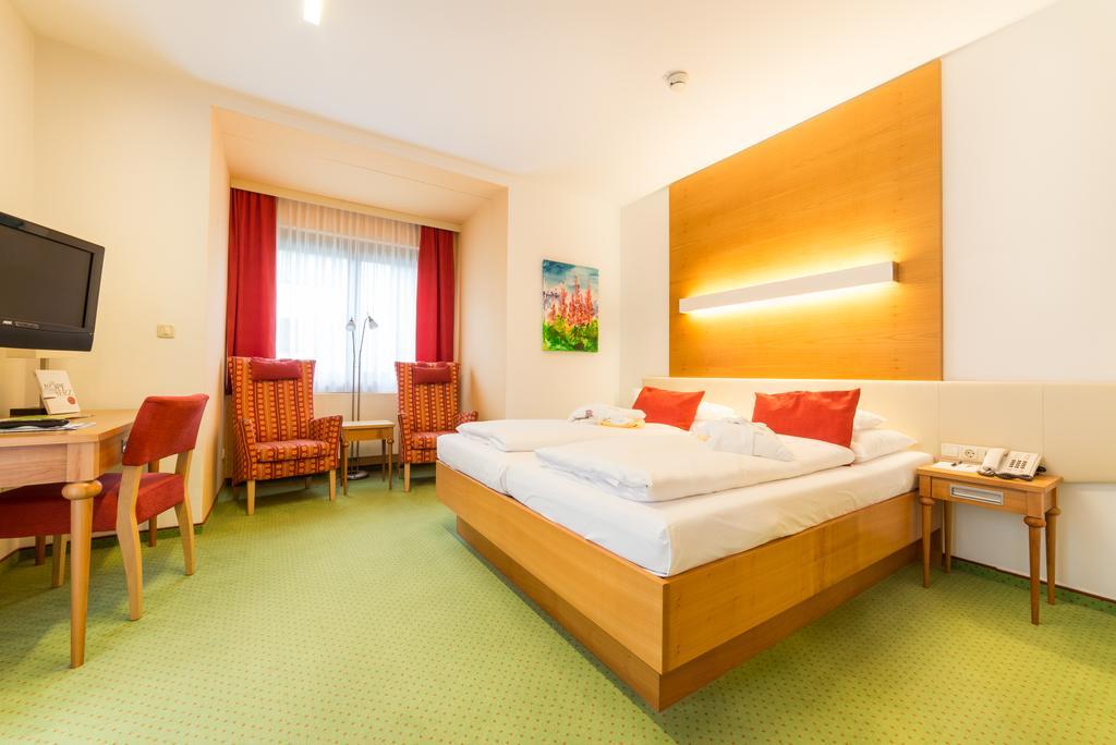 Bad Schönau Vitalzeit Hotel Weber מראה חיצוני תמונה